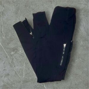 Black Fabletics Motion365 Leggings